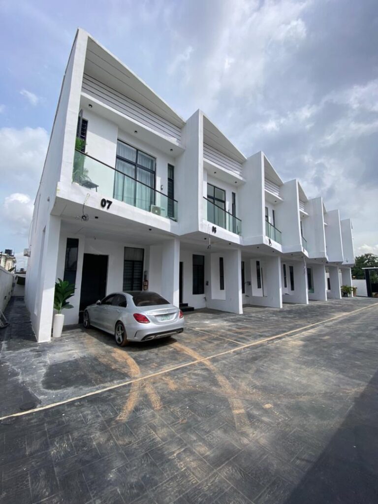 4 bedroom terrace duplex for sale in Ajah Lagos